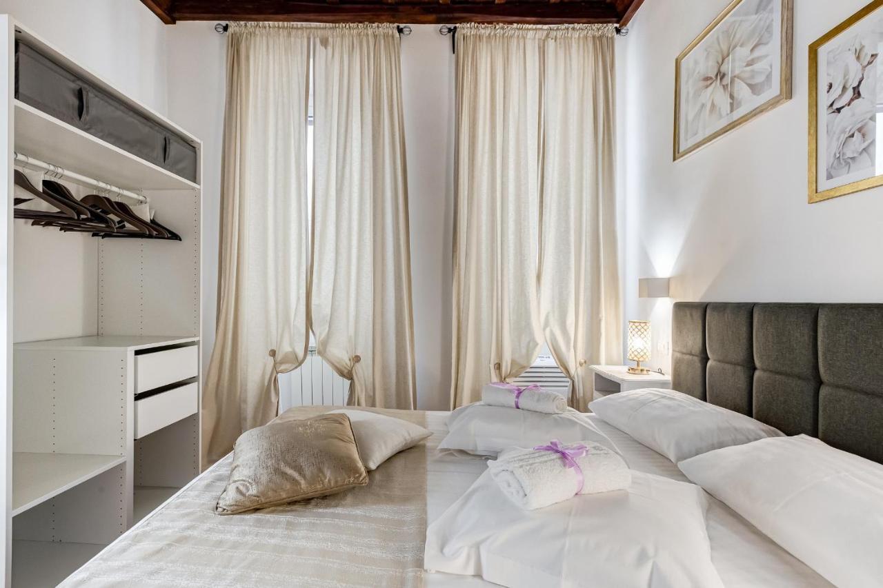 Campo Dei Fiori Royal Orchid Apartment Roma Dış mekan fotoğraf